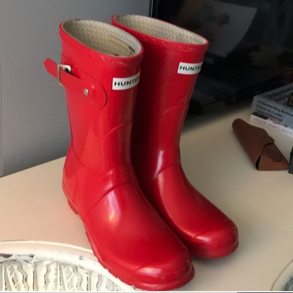 Hunter Shoes - Like New Womens Red Shiny Hunter Rain Boots